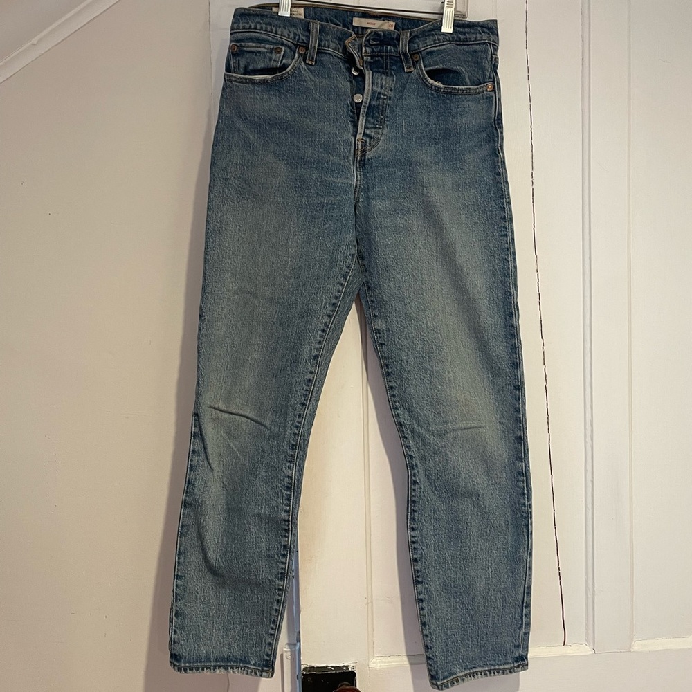 Levi’s Wedgie Jean
